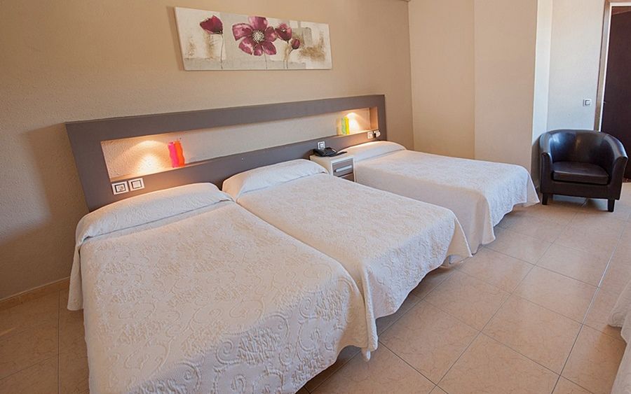 Hotel El Bruc Ngoại thất bức ảnh