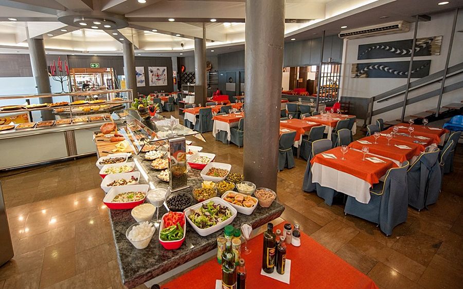 Hotel El Bruc Ngoại thất bức ảnh
